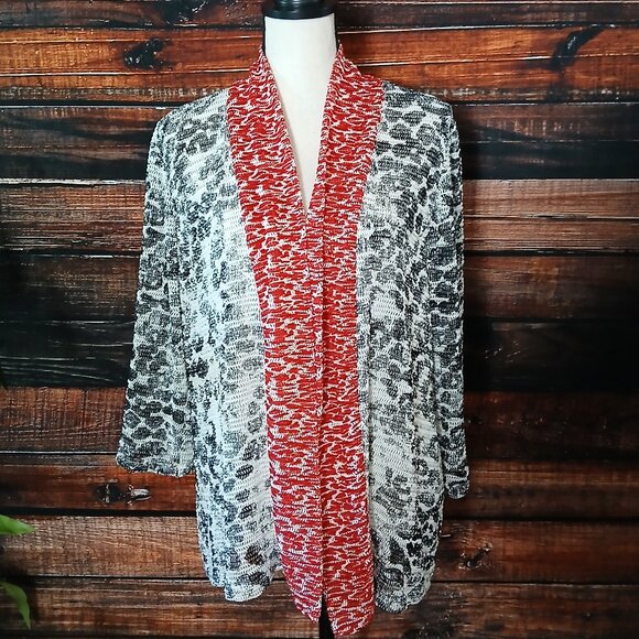 Chicos Easywear Top Size 2 US L Loose Weave Crinkle Cardigan Abstract 3/4 Sleeve - Picture 2 of 10